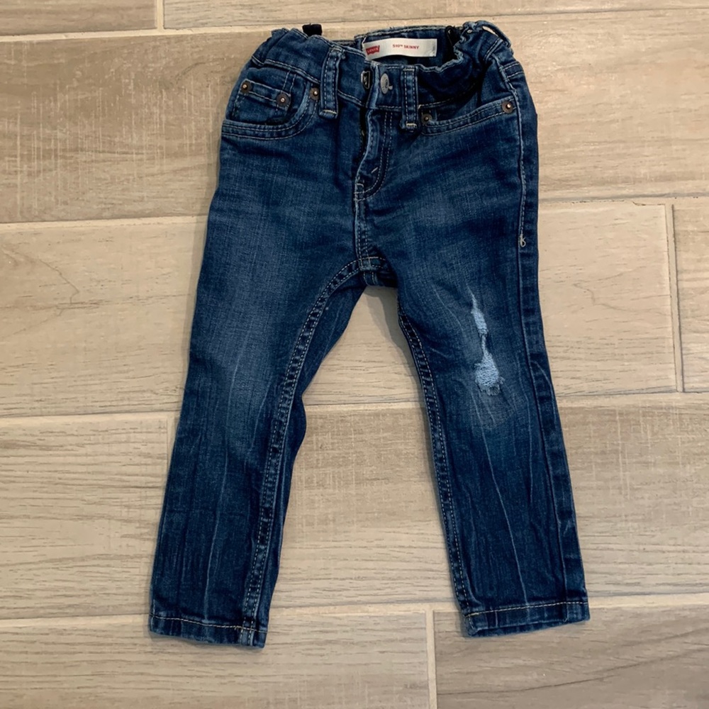 Toddler Levi distressed jeans